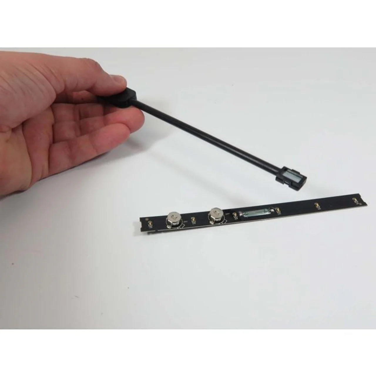 Rapido HO Scale Rapido Bits Easy-Peasy Passenger Car Lighting Set